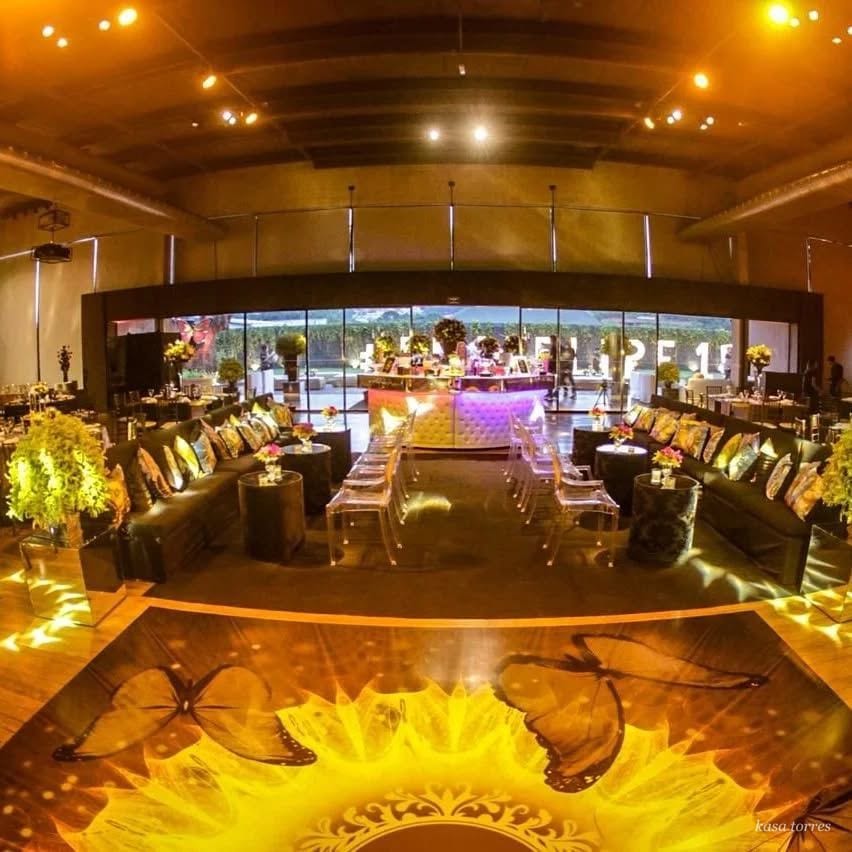 Decoração de festa de 15 anos em São Paulo — Kasa Torres