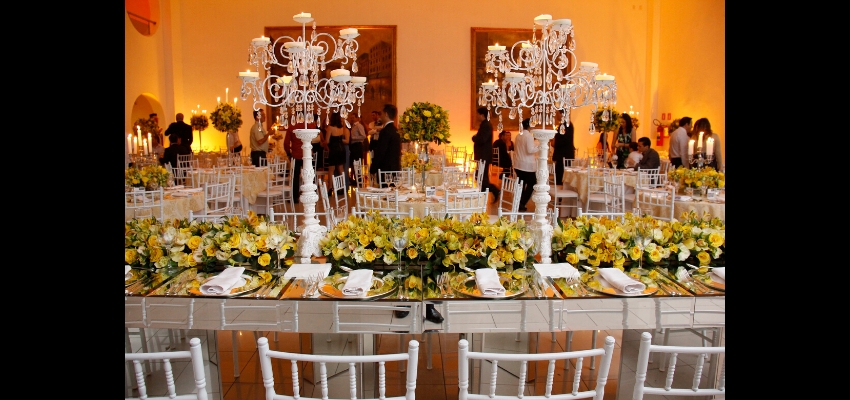 Casamento Amarelo e Lindo no Buffet Mediterrâneo - Costa Aguiar